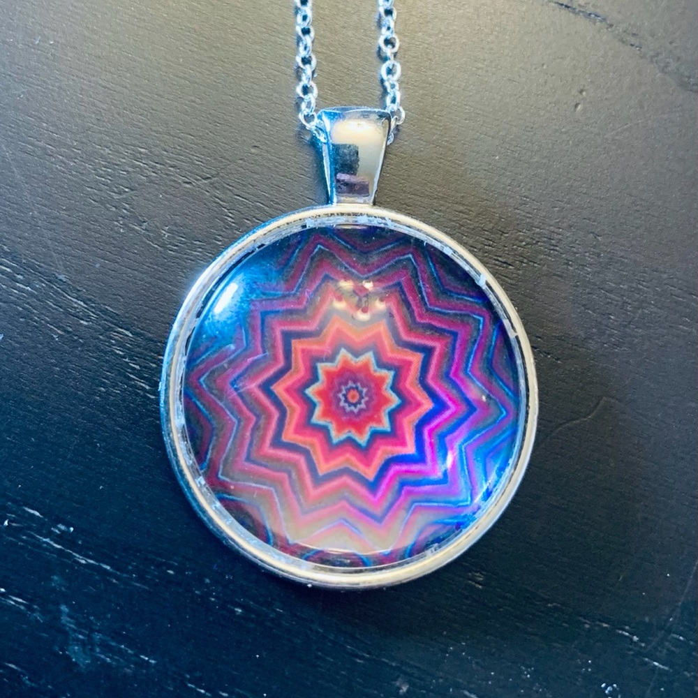 Alex Graves Jewelry

Original Hand-made pendants